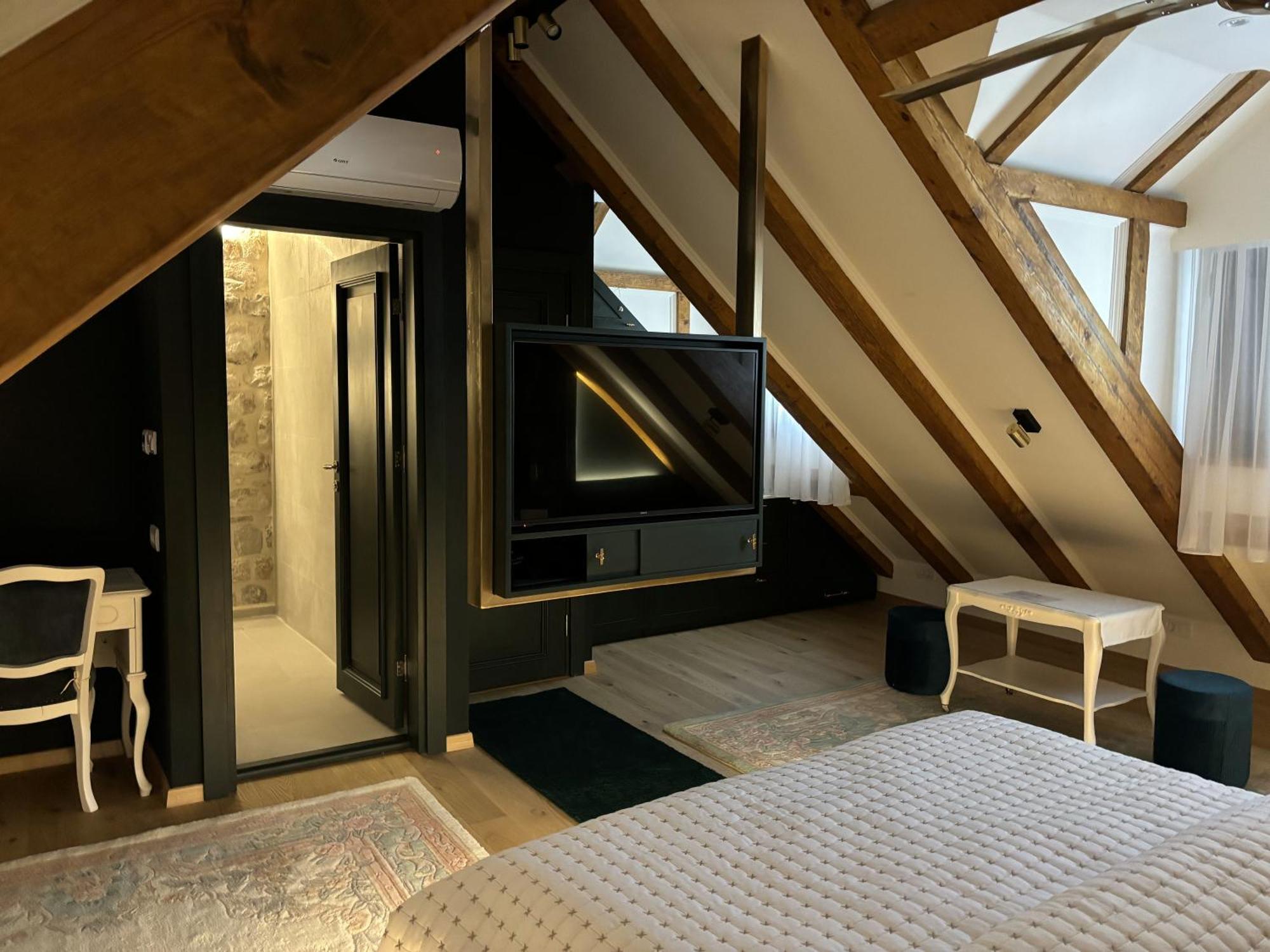 Hotel Kazin Supreme Kotor Zimmer foto